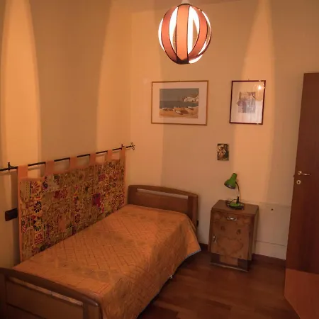 Casa Vacanze La Collina Incantata *